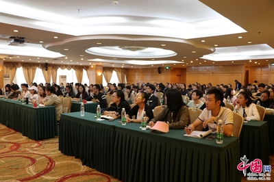 提升專業(yè)素養(yǎng)，展示紅河旅游新風(fēng)貌——紅河州旅游接待業(yè)務(wù)知識培訓(xùn)班在蒙自開班